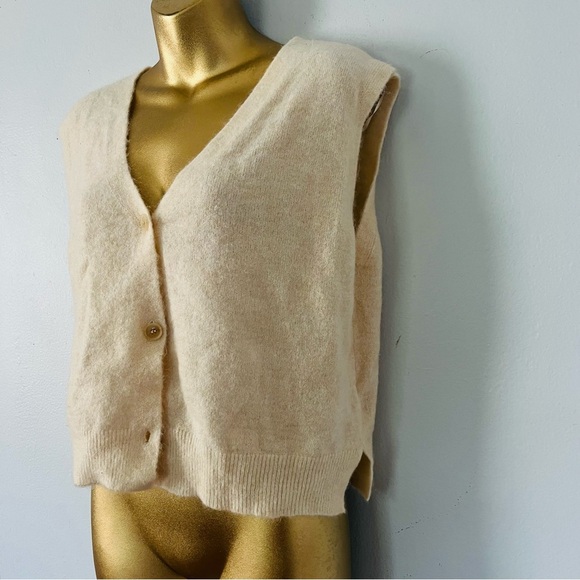 Grace & Mila Cream Sweater - Picture 3 of 5